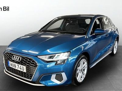Atollblå metallic Begagnad 2023 Audi A3 Advanced Plus Halvkombi | 259 900 kr (Bra pris)