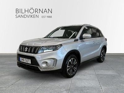 Grå Begagnad 2023 Suzuki Vitara SUV | 299 900 kr (Lite dyr)