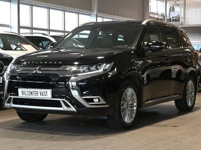Svart Begagnad 2020 Mitsubishi Outlander SUV | 219 000 kr (Marknadspris)