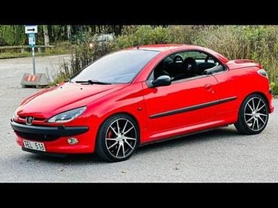 Begagnad 2002 Peugeot 206 CC Cab | 15 000 kr (Lite dyr)
