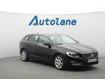 Svart Begagnad 2014 Volvo V60 Summum Kombi | 189 900 kr (Dyr)