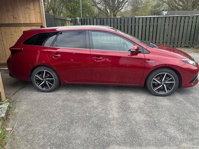 Toyota Auris Hybrid