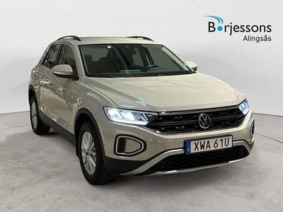 Grå Begagnad 2024 VW T-Roc SUV | 309 900 kr (Lite dyr)