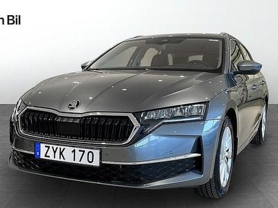 Graphite grey metallic Begagnad 2024 Skoda Octavia Kombi | 294 900 kr (Marknadspris)
