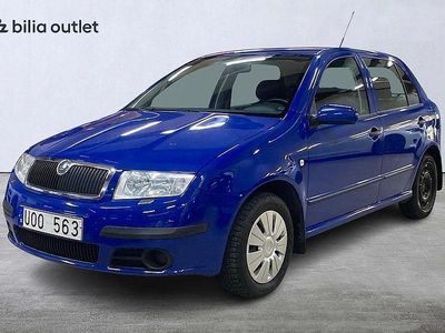 Begagnad Skoda Fabia 2004 Blå