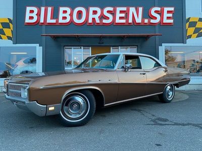 begagnad Buick Le Sabre Custom 4-dörrars Hardtop 5.7 V8 Automat 284hk