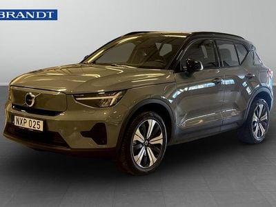 Grå Begagnad 2023 Volvo XC40 Single Motor SUV | 329 900 kr (Marknadspris)