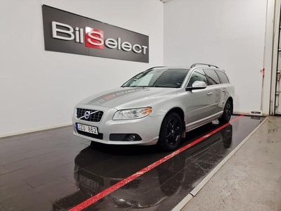 Ljusgrå Begagnad 2009 Volvo V70 Momentum Kombi | 59 900 kr (Bra pris)
