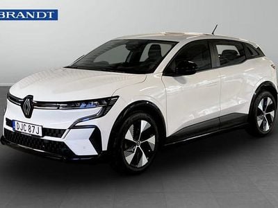 Vit Begagnad 2023 Renault Mégane IV Equilibre | 259 900 kr (Marknadspris)