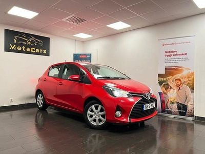 Röd Begagnad 2015 Toyota Yaris Active Halvkombi | 89 000 kr (Marknadspris)