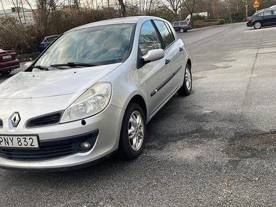 Begagnad 2006 Renault Clio R.S. Halvkombi | 16 900 kr (Lite dyr)