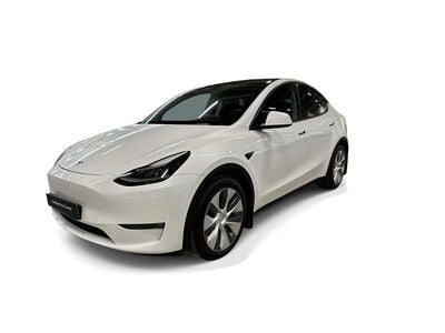 Begagnad Tesla Model Y Long Range AWD 378 kW (514 HK) 2023 Vit SUV