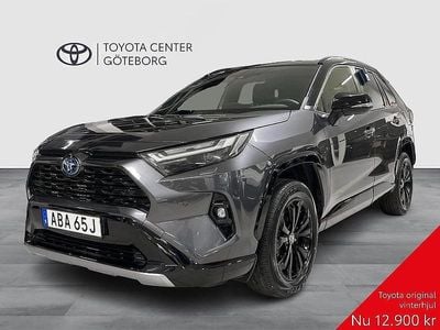 Grå Begagnad 2024 Toyota RAV4 Hybrid Style SUV | 399 900 kr (Bra pris)