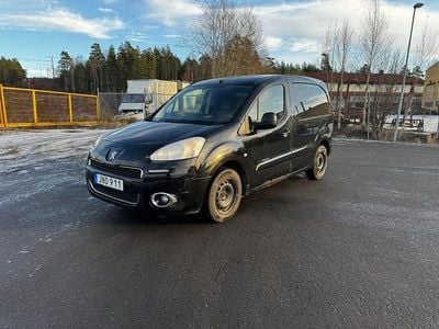 Svart Begagnad 2014 Peugeot Partner Minibuss | 17 000 kr