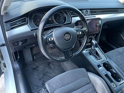 begagnad VW Passat Variant GTE Euro 6
