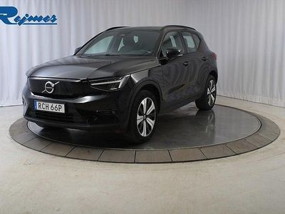Svart Begagnad 2022 Volvo XC40 Plus SUV | 317 900 kr (Bra pris)