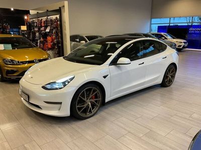 begagnad Tesla Model 3 Performance 513hk Svart Inredning INKOMMANDE!