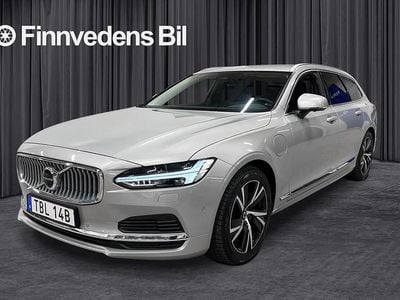 Begagnad Volvo V90 Core 253 HK (186 kW) 2023 Silver Kombi