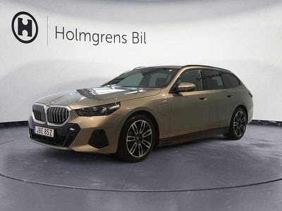 Begagnad BMW 530e Efficient Dynamics 190 HK (139 kW) 2025 Grå Kombi