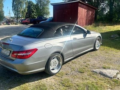 Mercedes E200