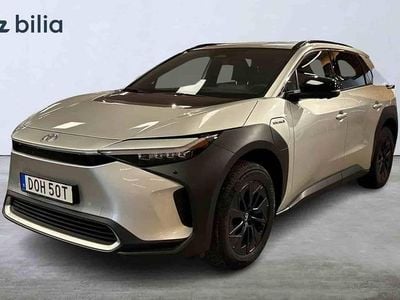 Begagnad Toyota bZ4X Executive 252 kW (343 HK) 2023 Silver SUV
