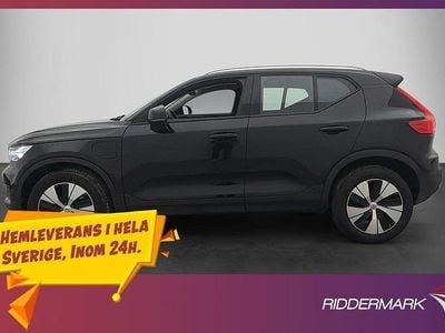 Svart Begagnad 2020 Volvo XC40 Momentum SUV | 304 800 kr (Marknadspris)