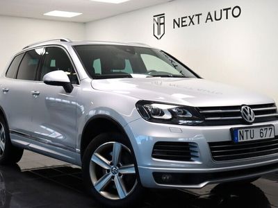 begagnad VW Touareg 4.2 V8 TDI 4M SPORT 360* KEYLESS DRAGKROK