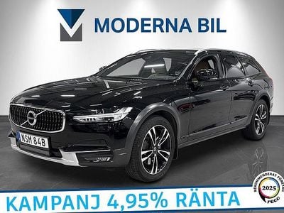 Svart Begagnad 2020 Volvo V90 CC Momentum Kombi | 289 900 kr (Marknadspris)
