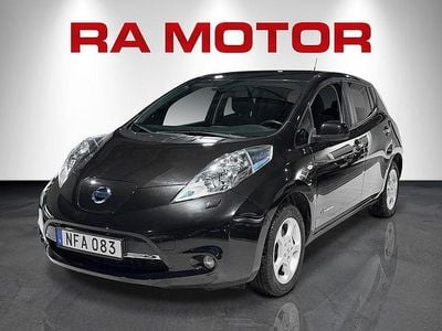 Begagnad Nissan Leaf Tekna 80 kW (109 HK) 2017 Svart Halvkombi