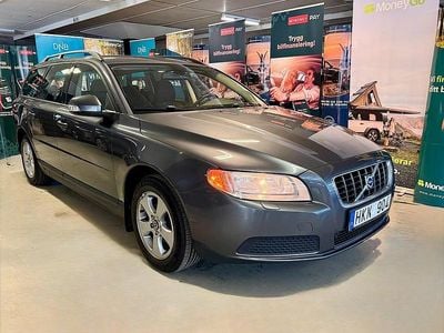 Grå Begagnad 2008 Volvo V70 Kombi | 44 900 kr (Marknadspris)