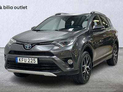 Mörkgrå Begagnad 2016 Toyota RAV4 Hybrid Active SUV | 194 900 kr (Bra pris)