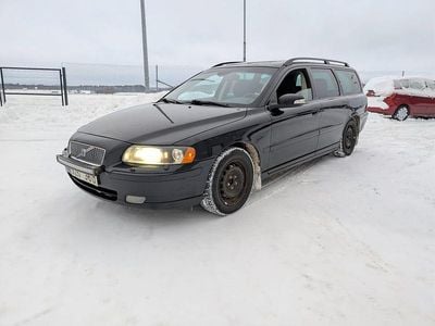 Svart Begagnad 2007 Volvo V70 Momentum Kombi | 16 900 kr (Bra pris)