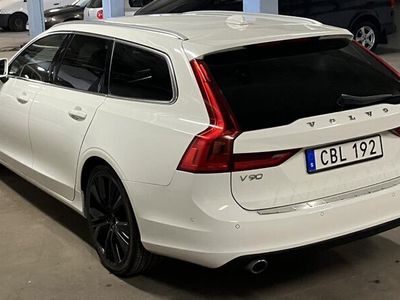 begagnad Volvo V90 D5 AWD Geartronic Momentum, Advanced Edition Euro
