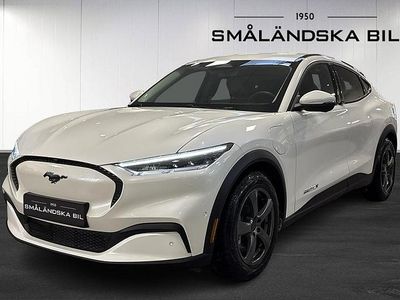 Begagnad Ford Mustang Mach-E 216 kW (294 HK) 2021 Vit SUV