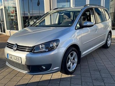 Begagnad VW Touran 140 HK (102 kW) 2015 Silver Minibuss