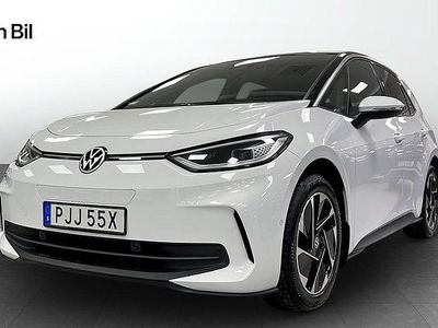Begagnad VW ID.3 Pro 169 kW (231 HK) 2024 Glacier white metallic bl Halvkombi