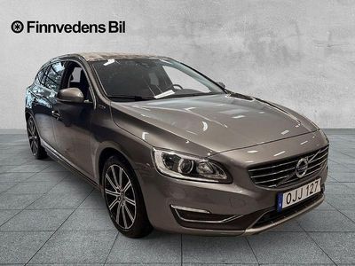 Grå Begagnad 2017 Volvo V60 Summum Kombi | 185 000 kr (Lite dyr)
