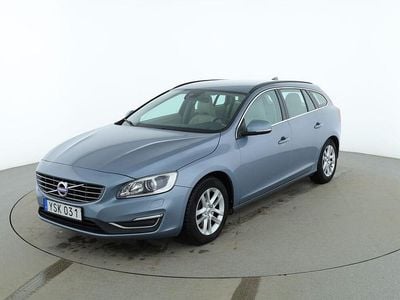 Blå Begagnad 2017 Volvo V60 Momentum Kombi | 215 000 kr (Dyr)