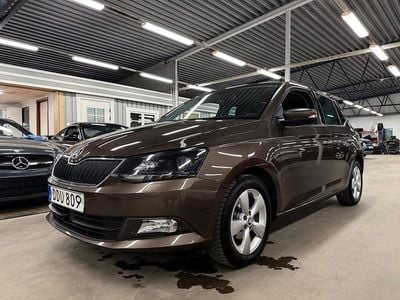 Begagnad Skoda Fabia Style 95 HK (69 kW) 2018 Brun Halvkombi