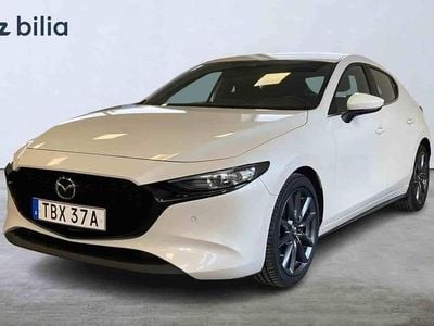 Vit Begagnad 2019 Mazda 3 Halvkombi | 164 900 kr