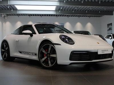 Flerfärgad Begagnad 2021 Porsche 911 Targa 4S Cab | 1 625 000 kr