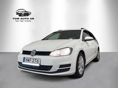 Vit Begagnad 2015 VW Golf VII Kombi | 74 900 kr (Marknadspris)