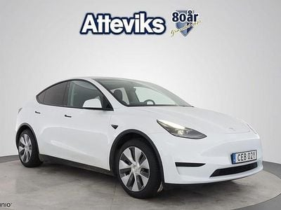 Vit Begagnad 2022 Tesla Model Y Standard Range SUV | 329 900 kr (Lite dyr)