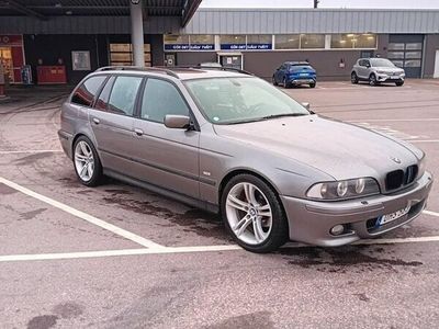 begagnad BMW 525 i Touring M Sport Euro 4