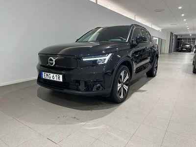 Svart Begagnad 2022 Volvo XC40 Core SUV | 329 500 kr (Superpris)