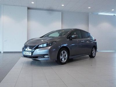 Grå/silver Begagnad 2023 Nissan Leaf N-Connecta Halvkombi | 208 800 kr (Marknadspris)