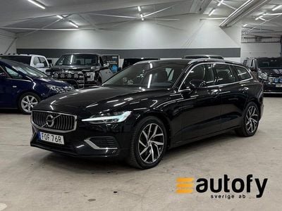 Svart Begagnad 2021 Volvo V60 Inscription Kombi | 268 900 kr (Marknadspris)