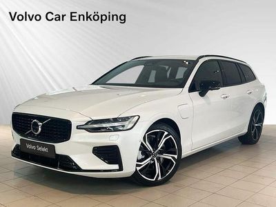 Vit Begagnad 2025 Volvo V60 Plus Kombi | 499 900 kr