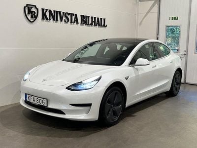 Begagnad Tesla Model 3 Standard Range Plus 239 kW (325 HK) 2020 Vit Sedan