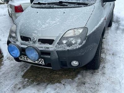 Begagnad Renault Scénic 139 HK (102 kW) 2001 Minibuss